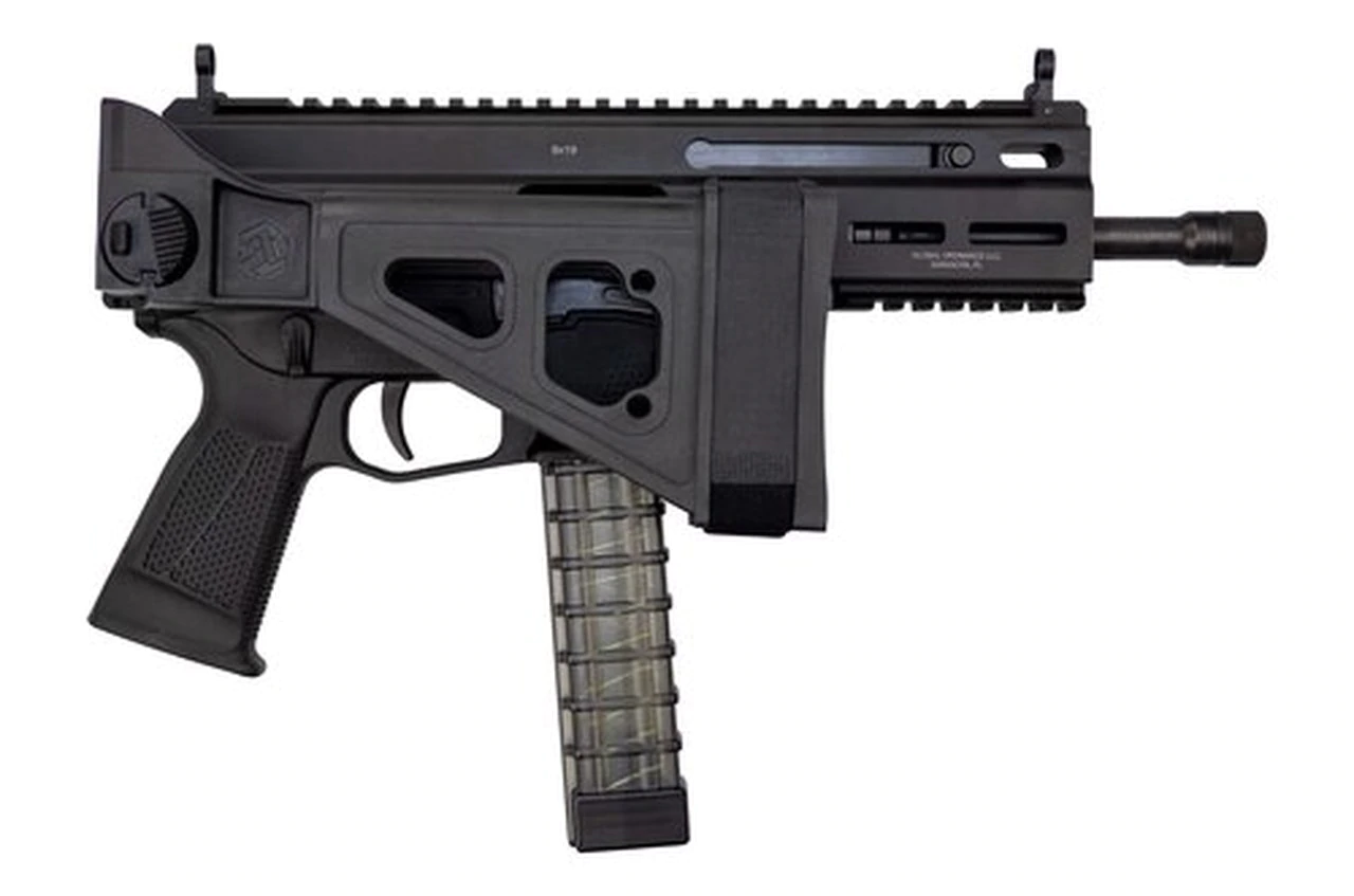 The most touted feature of this new pistol is its impressive ergonomics. The slender steel magazine is surrounded by a glass-filled nylon frame featuring an optimized texture - Image 3